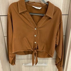 Brown long sleeve semi-crop top